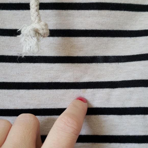 Ampersand Ave doublehooded sweater - Picture 4 of 4